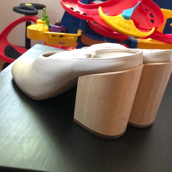 Dolce Vita Ivory Caley mules - Picture 6 of 8